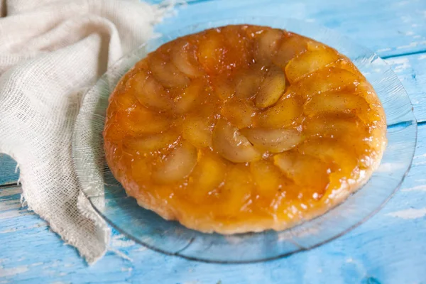 Elmalı turta Tarte Tatin karamel ile