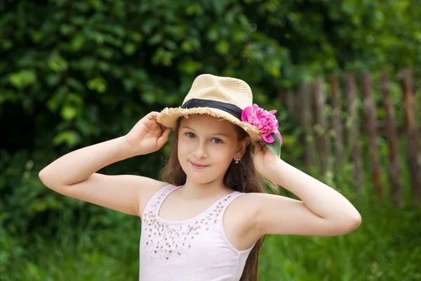 Beautiful Little Brunette Girl Straw Hat Metal Bucket Big Peonies — Stock Photo, Image
