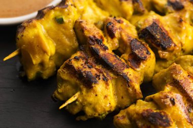 Lezzetli Asya mutfağı Tavuk Satay