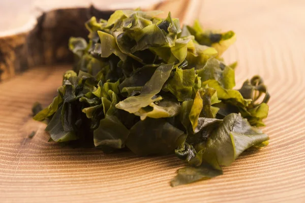 Soaked wakame seaweed, japanese food — Stock Photo, Image