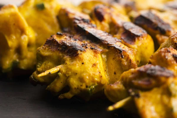 Lezzetli Asya mutfağı Tavuk Satay