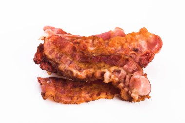 pişmiş domuz pastırması şeritler