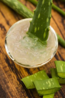 Taze yapraklı aloe vera suyu 