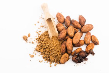 Kakao fasulyesi ve kakao tozu.