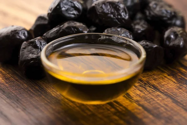 Close Black Olives Olive Oil — Stock Photo, Image