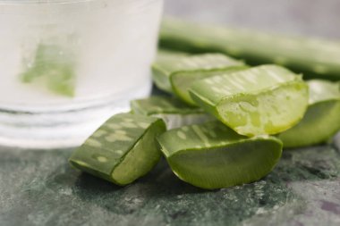 Taze yapraklı aloe vera suyu 