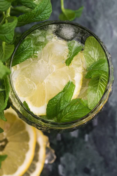 Tasty Cold Fresh Drink Lemonade Lemon Mint Ice — Stock Photo, Image