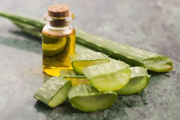 Botella Aceite Aloe Vera —  Fotos de Stock