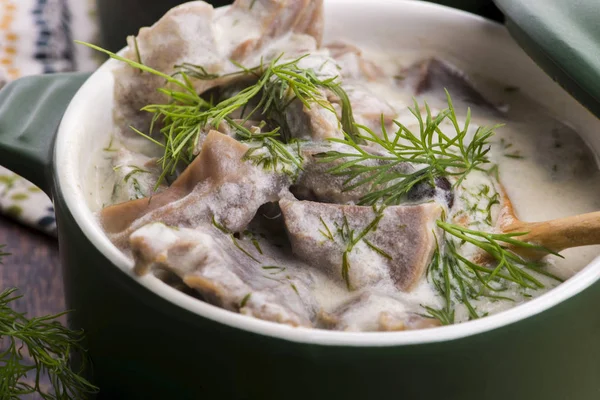 Sopa de callos tradicional turca; iskembe corbasi y sopa de despojos —  Fotos de Stock