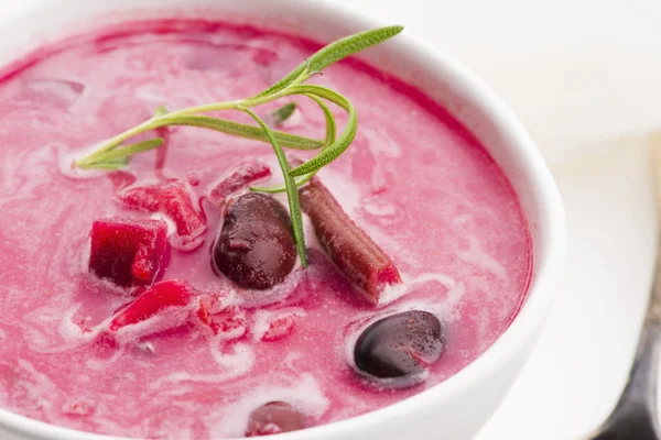 Beet root european soup called borscht with parsley — Stock Photo, Image