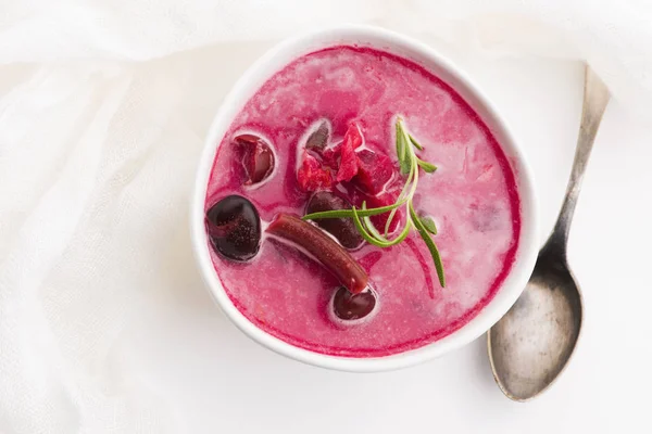 Beet root european soup called borscht with parsley — Stock Photo, Image