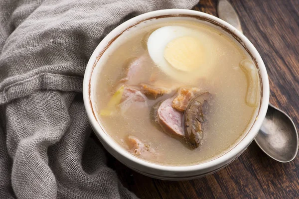 A sopa azeda feita de farinha de centeio — Fotografia de Stock