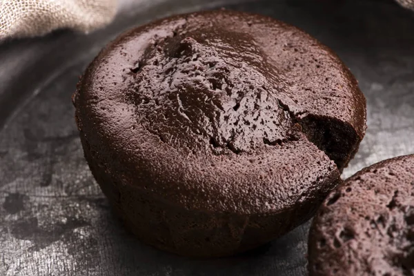 Homemade baked brown Chocolate cupcakes — Stock Photo, Image
