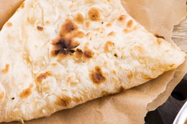 Sarımsaklı ekmek, Hint ekmeği.