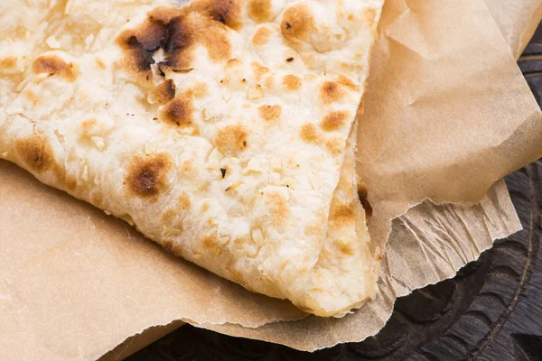 Sarımsaklı ekmek, Hint ekmeği.