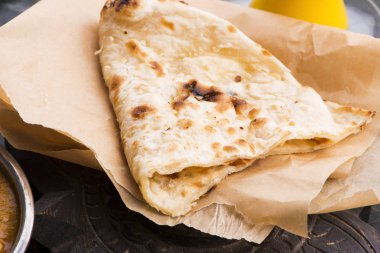 Sarımsaklı ekmek, Hint ekmeği.