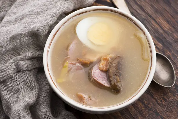 De zure soep gemaakt van roggemeel — Stockfoto
