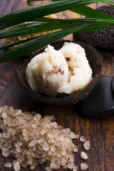 Body scrub of sea salt homemade cosmetic for Spa care — Stock Photo, Image