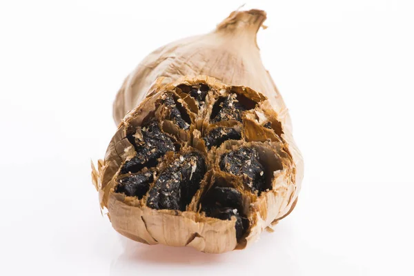 Black Garlic Cloves Isolated White Background — Stock Photo, Image