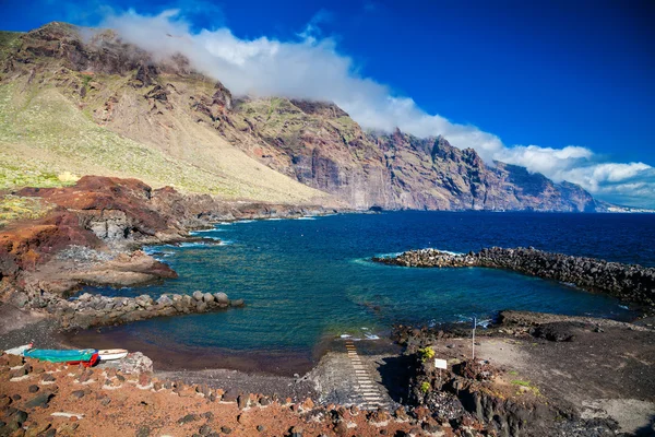 Невеликий пляж Плайя Пунта де Teno в Rural Park — стокове фото