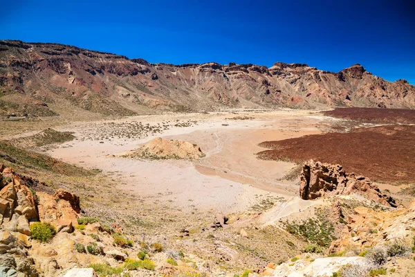Liano de Ucanca'ya dağlar