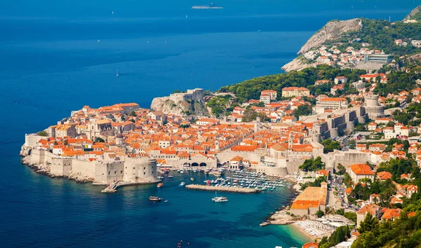 Luchtfoto van oude stad van Dubrovnik — Stockfoto