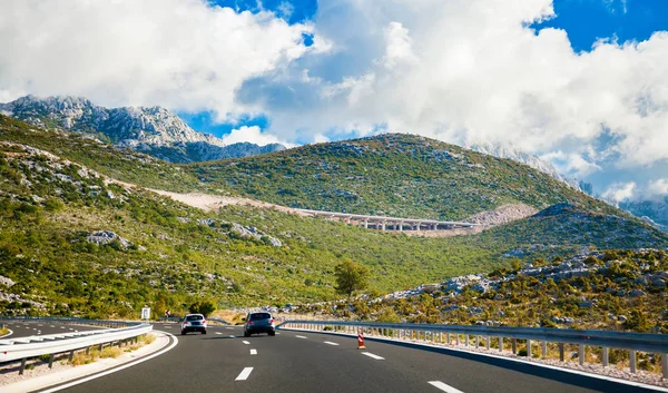 Picturesque road in Croatia — Stock Photo, Image