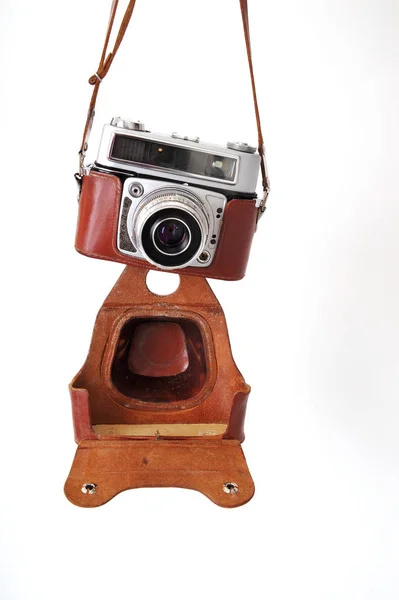 Oude Vintage Camera Geïsoleerd Witte Achtergrond — Stockfoto