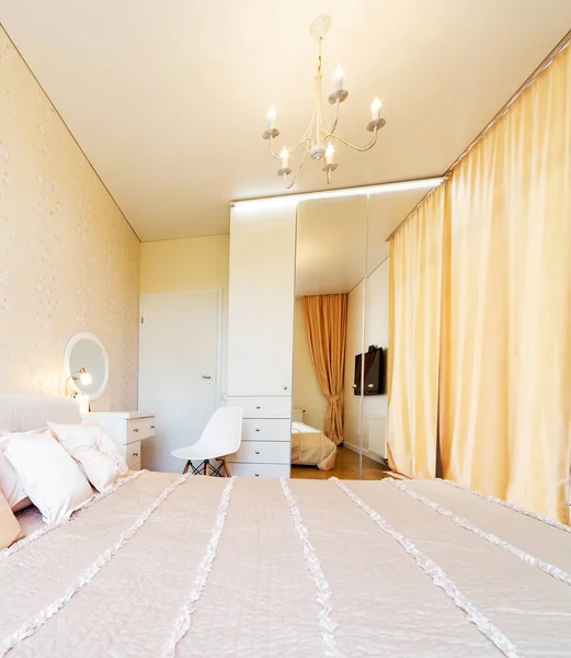 Yatak Odasının Içi Modern Tasarım — Stok fotoğraf