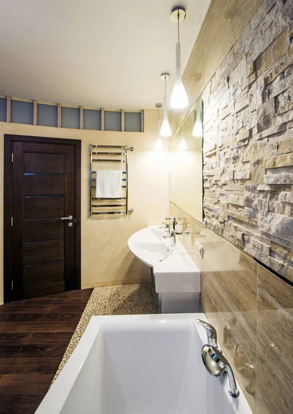 Interno Bagno Moderno Con Pareti Bianche — Foto Stock