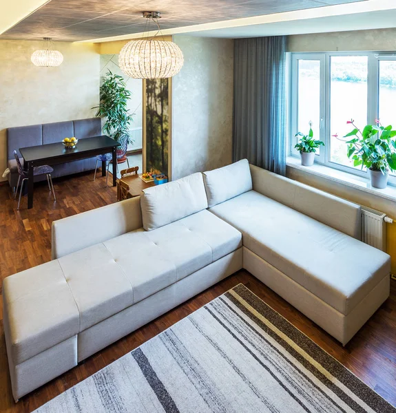 Belo Interior Sala Estar Luxo Com Sofá Piso Madeira Renderização — Fotografia de Stock