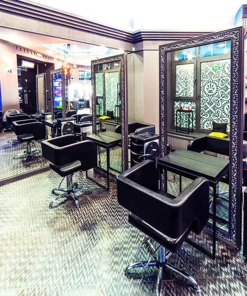 Designer Interior Beauty Salon Mirrors Lamps Armchairs Cosmetics — Stock Photo, Image