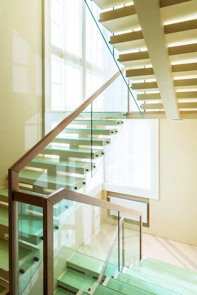 Intérieur Bureau Moderne Avec Escaliers Fenêtres — Photo