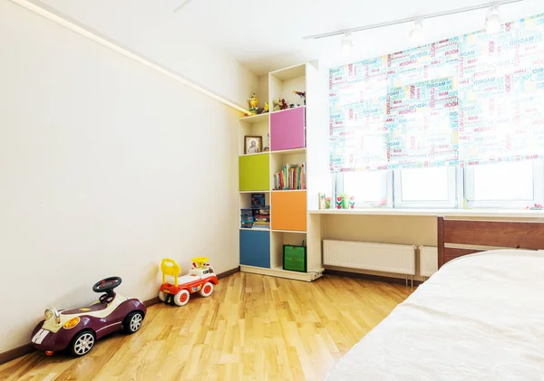 Colorido diseñado habitación de los niños —  Fotos de Stock