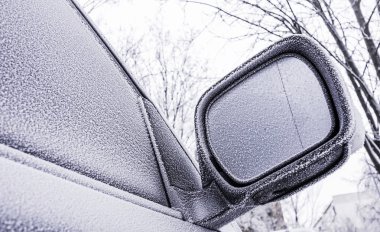 Araba donmuş parçası. Seçici odak. Dof, biraz