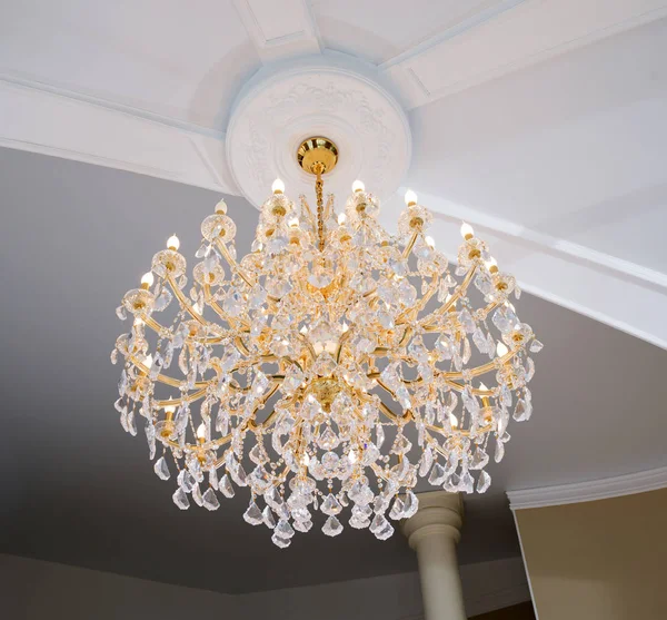 Luxury Chandelier Ceiling — Stock Photo, Image