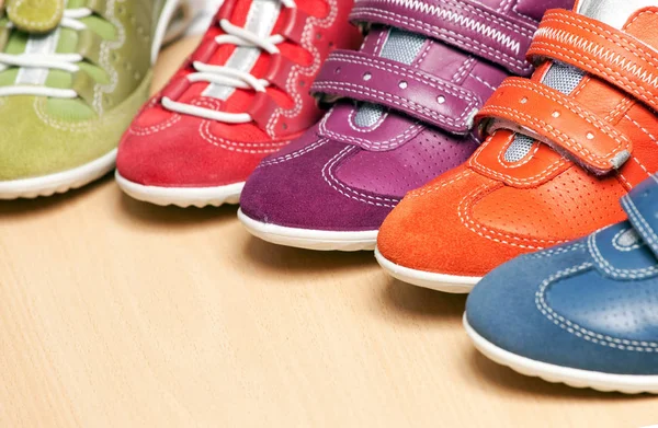 Many children's shoes — Stock Photo, Image