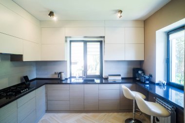 ışık stili modern mutfak.