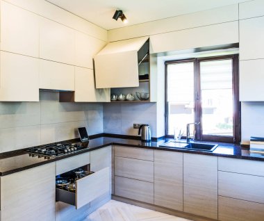 ışık stili modern mutfak.