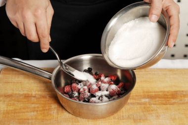 Berry meyve şekeri hazırlanması