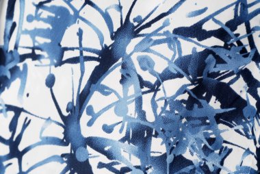 Soyut mavi beyaz tasarım ile ipek malzeme detay