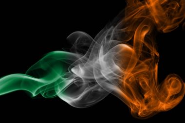 İrlanda Ulusal duman bayrak