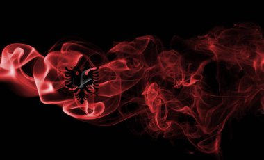 Arnavutluk duman bayrak