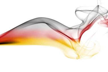 Almanya bayrağı duman