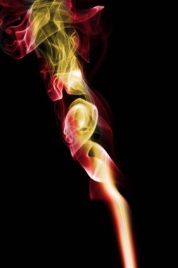 İspanya bayrağı duman