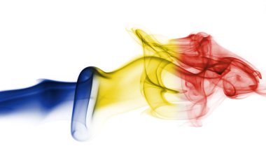 Romanya bayrağı duman