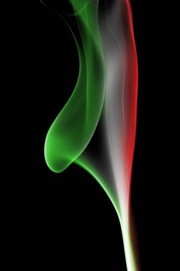 İtalya bayrağı duman