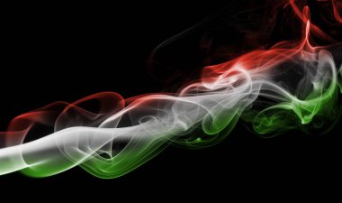 Macaristan bayrağı duman