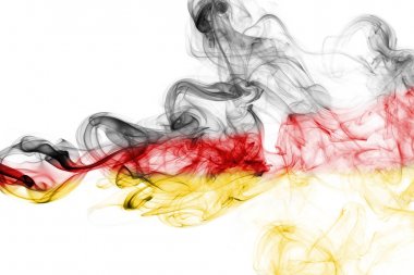 Beyaz bir arka plan üzerinde izole Almanya bayrağı duman