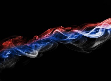 Rusya bayrağı duman